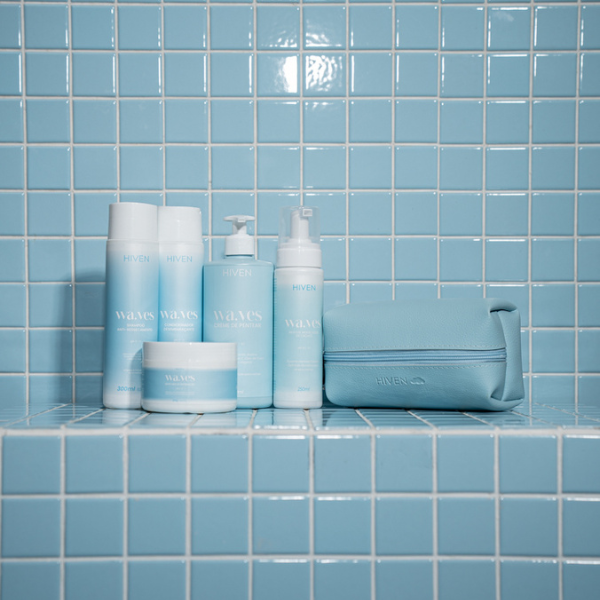 COMBO DIA DAS MÃES - Linha Waves + Mousse (brinde: necessaire)